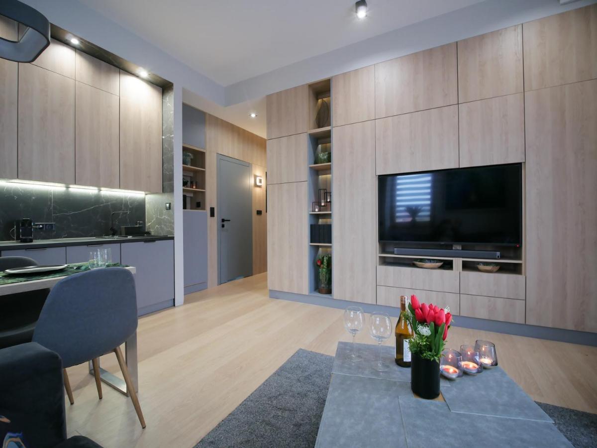 4Uapart-Apartment Suite Platan Tower Paradiso Svinoústí Exteriér fotografie